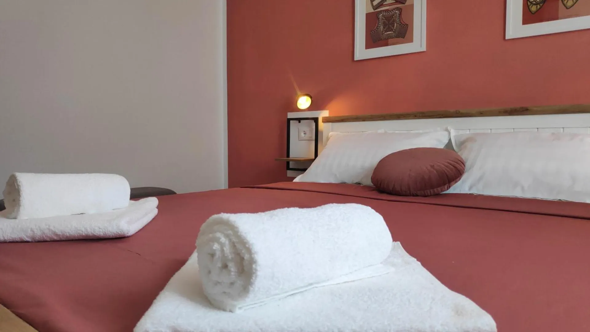 Te Amantia Apartment Tirana 0*,  Albania